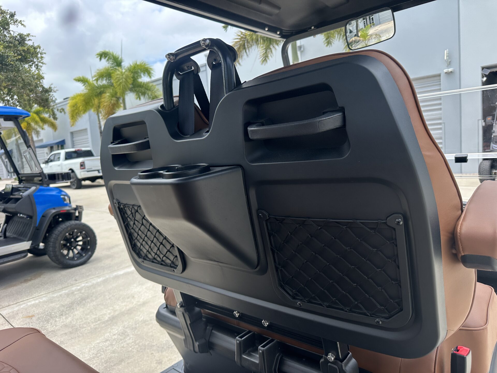 2026 Voyager EV Commander