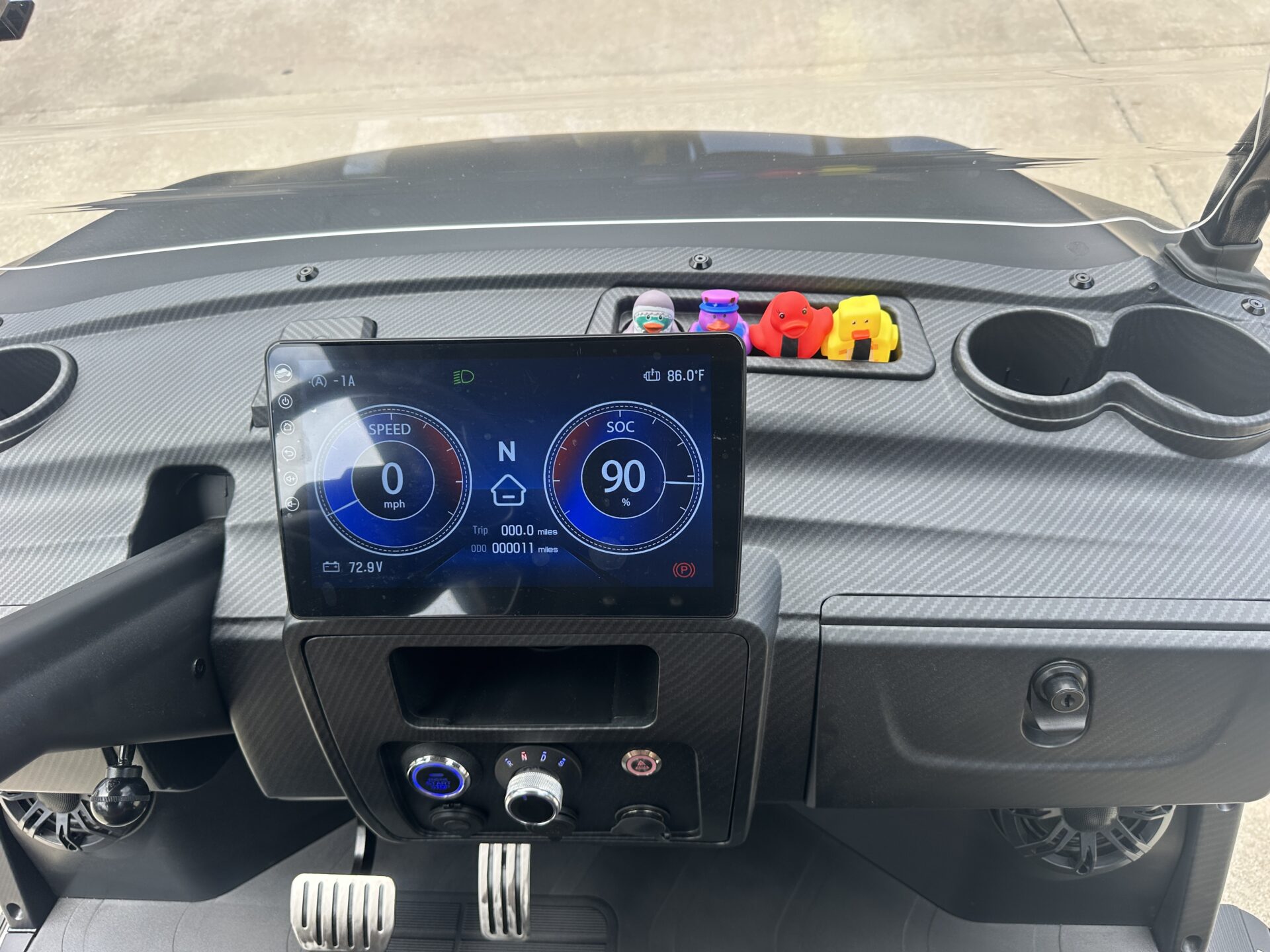 2026 Voyager EV Commander